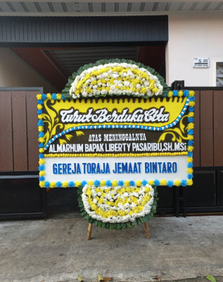 Papan Bunga Duka di Lelewi
